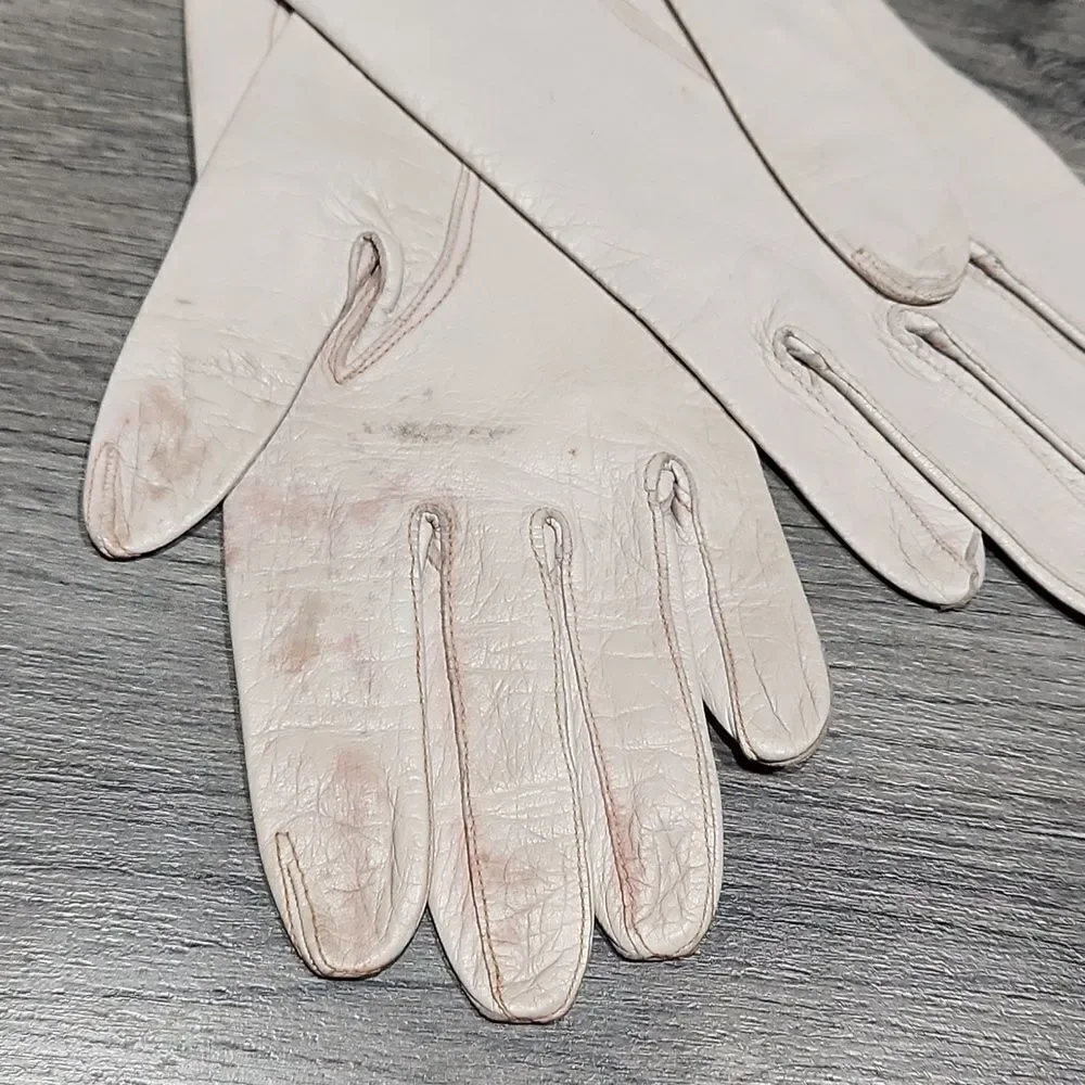 GUC Vintage White Old English Soft Riding Gloves